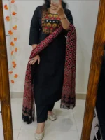 Premium Heavy Rich Dhabu Cotton - Image 4