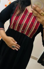 Stylish Designer Kurti Pant Set - Image 4